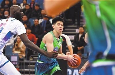爱游戏在线-主场103：93力克宁波队 天津男篮连胜继续